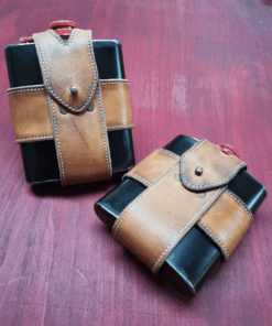 Flachmann im Holster